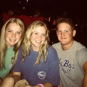 Meet your Posher, Alivia